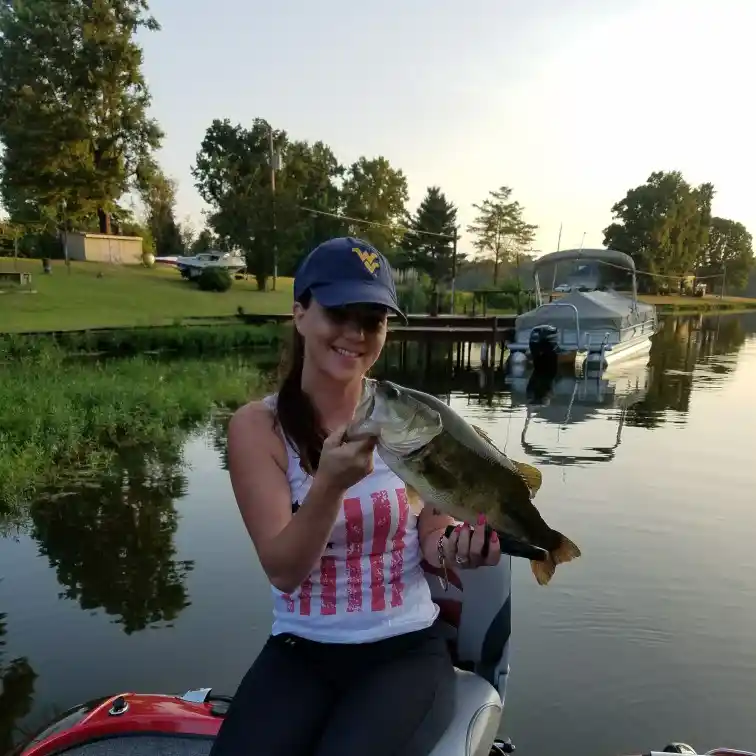 Anyone enjoy fishing? (Here's a few photos from Lake Chesdin