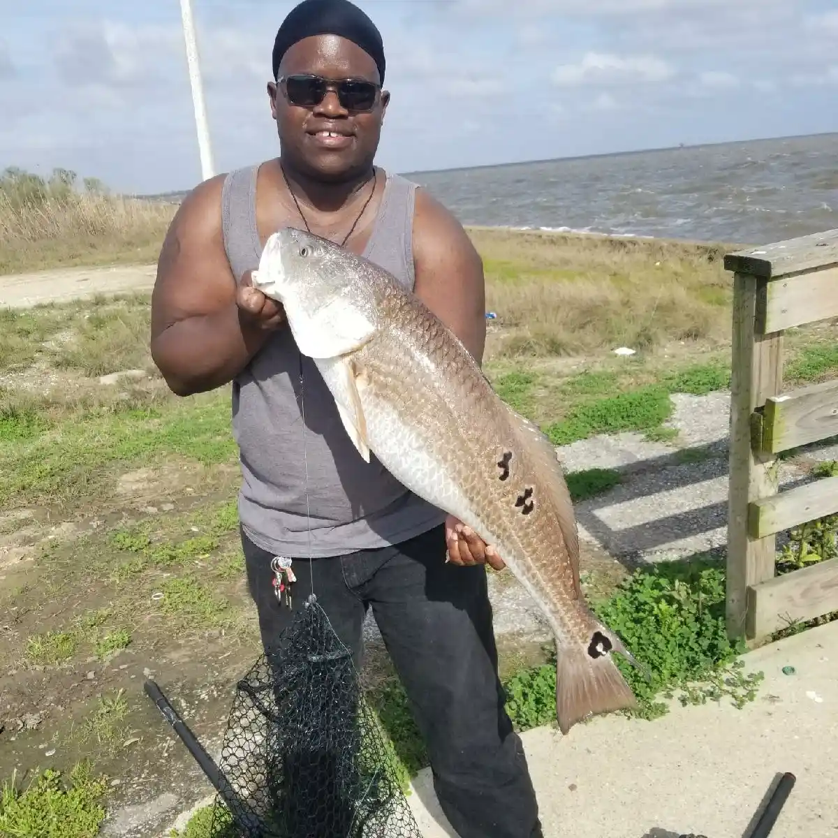 Lower Neches Valley Authority Canal fishing reports Beaumont