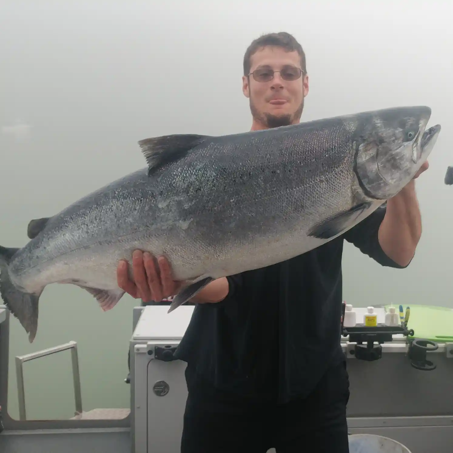 BC Salmon Fishing Lodge – Rivers Inlet Sportsman's Club - Catching