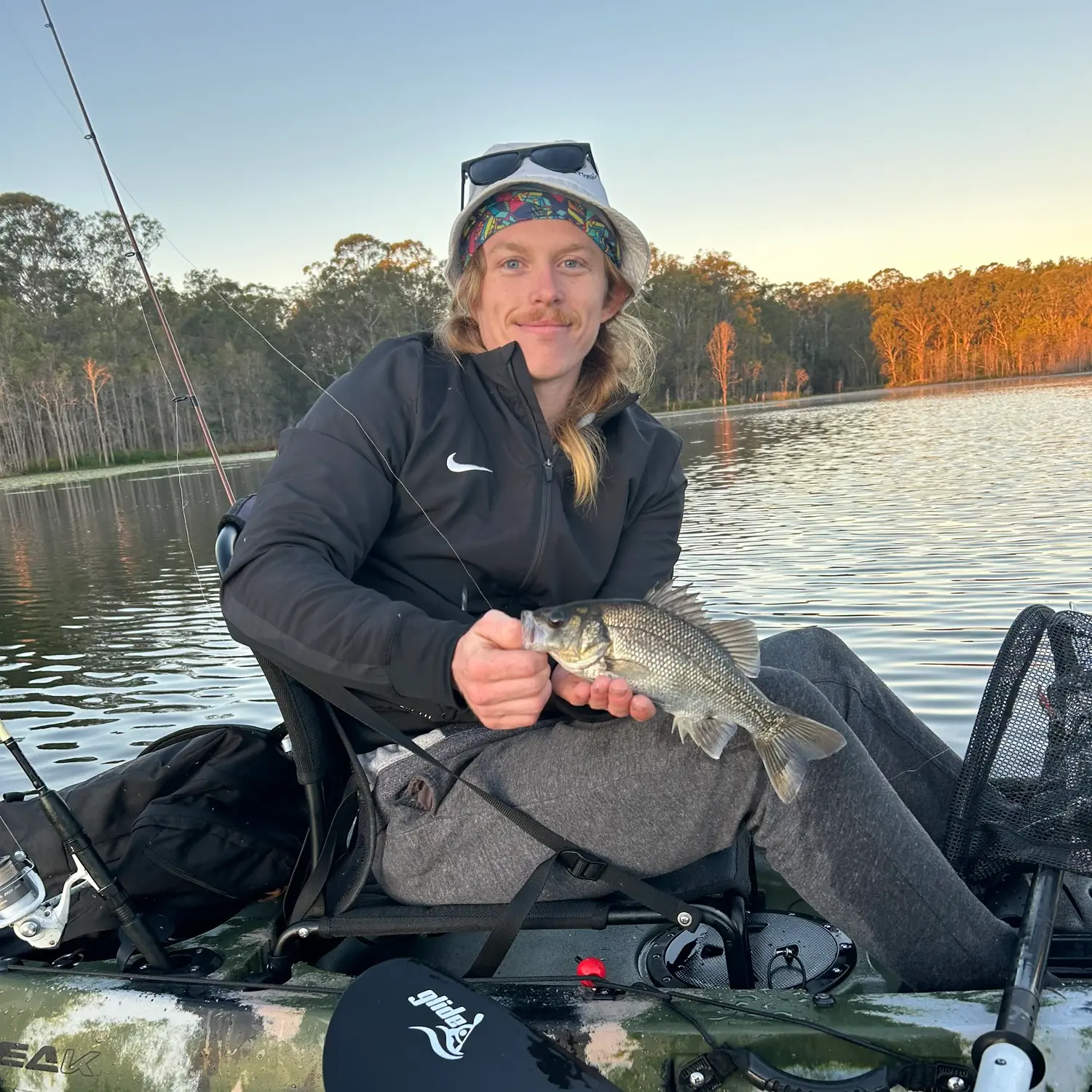 What a spot for a picnic or a fish, Lake Kurwongbah�� - Picture of