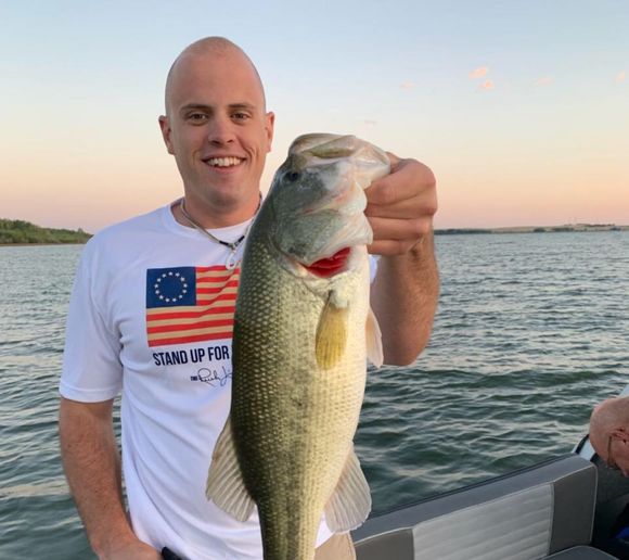 Fishing reports, best baits and forecast for fishing in Lake Lowell